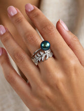 Feather Ring