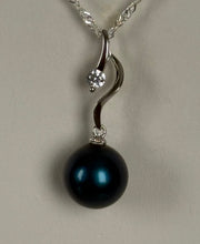 Jackie Pendant
