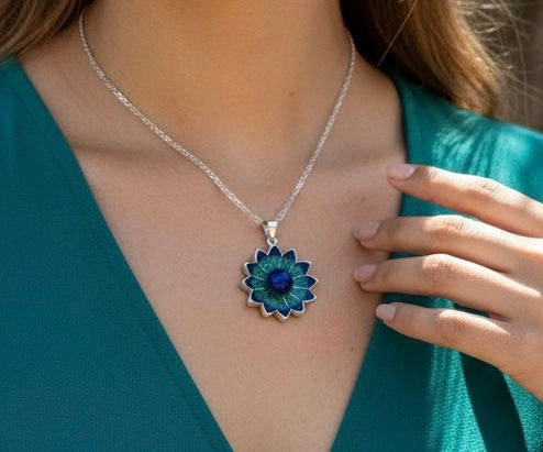 Trudy Pendant