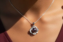 Solana Pendant