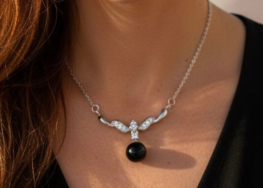 Klarity Necklace