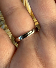 Avery Ring