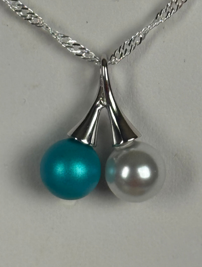Anika Pendant